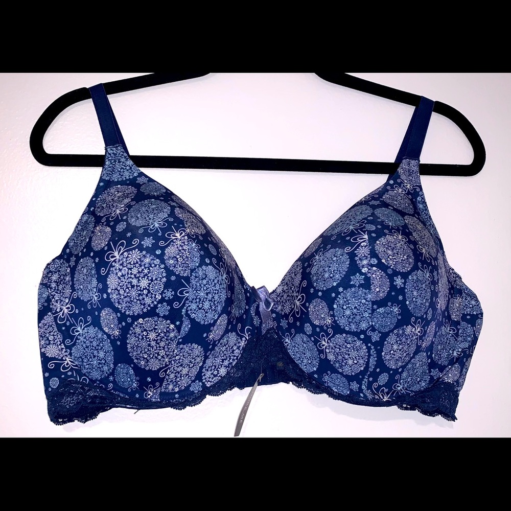 NEW Adore Me Bra 42D Kati Contour Plus Size in Snowy Christmas Ornaments pattern